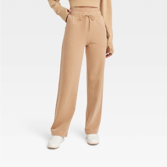 Women's High-Rise Open Bottom Fleece
Pants - JoyLab™ Beige XL new - Picture 1 of 6